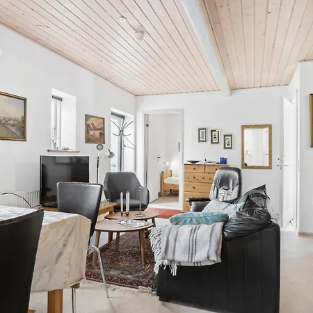 Stunning Apartment In Middelfart Daire Middelfart